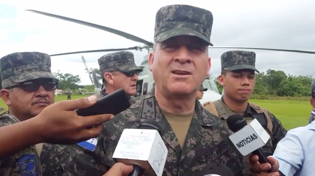 Jefe De Las Fuerzas Armadas Mis Soldados Salen A Proteger Al Pueblo