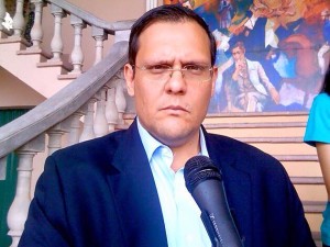 Lisandro Rosales ha caído en desgracia en el gobierno de la vida mejor.