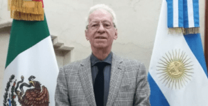 Dimite embajador de México en Argentina denunciado por robo