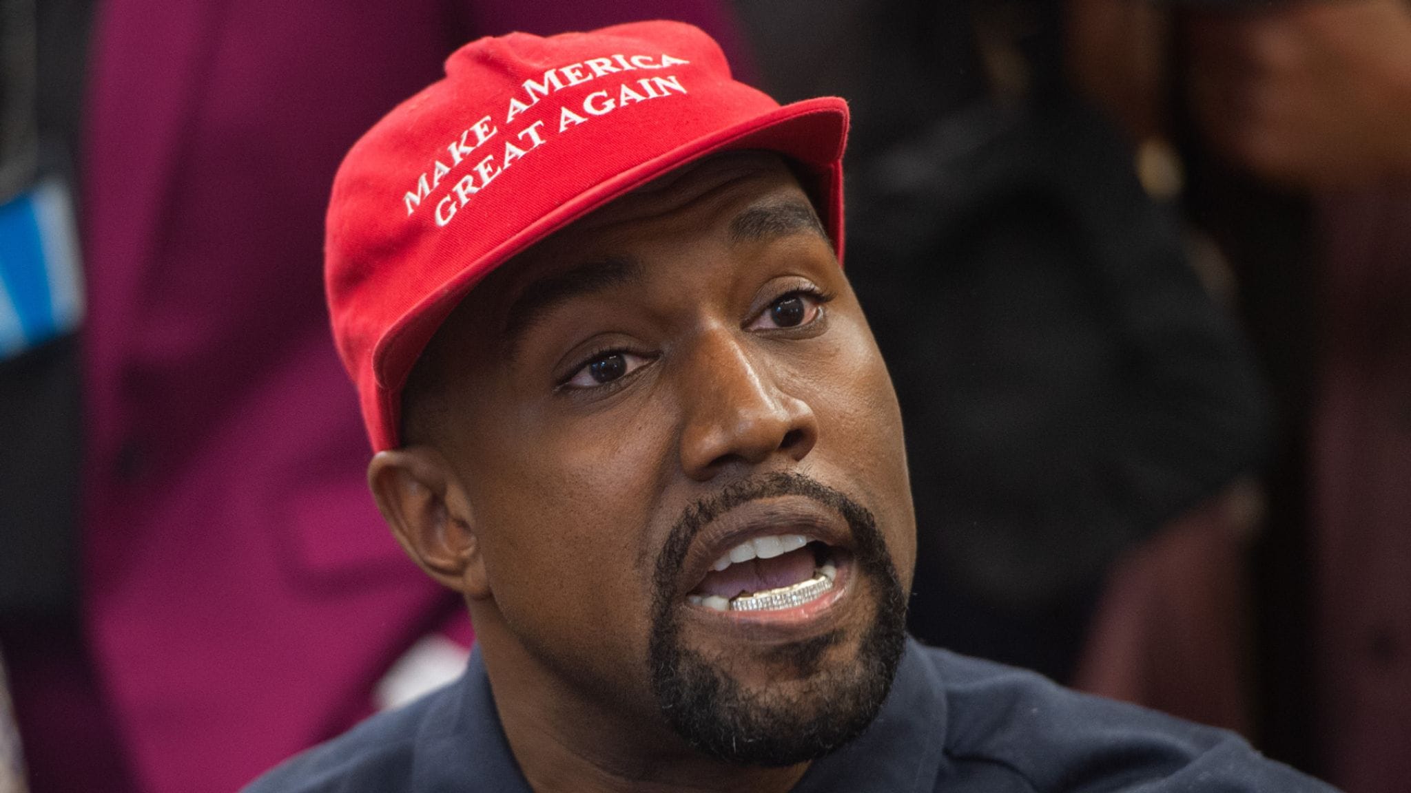 Kanye West anuncia candidatura a la presidencia en Estados Unidos.