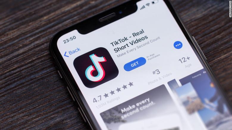 Amazon dice que fue un error pedir a empleados desactivar TikTok de dispositivos.