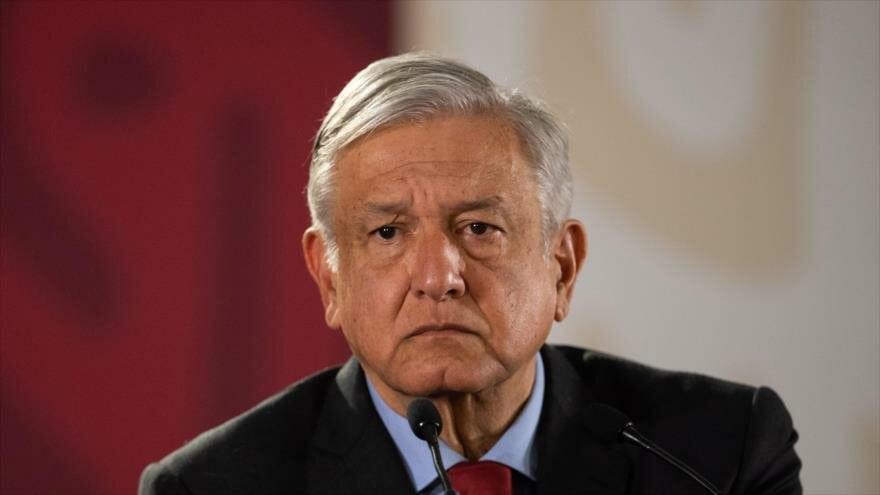 AMLO confirma la muerte de familiares por Covid-19. Luto nacional. sus políticas, tratamiento