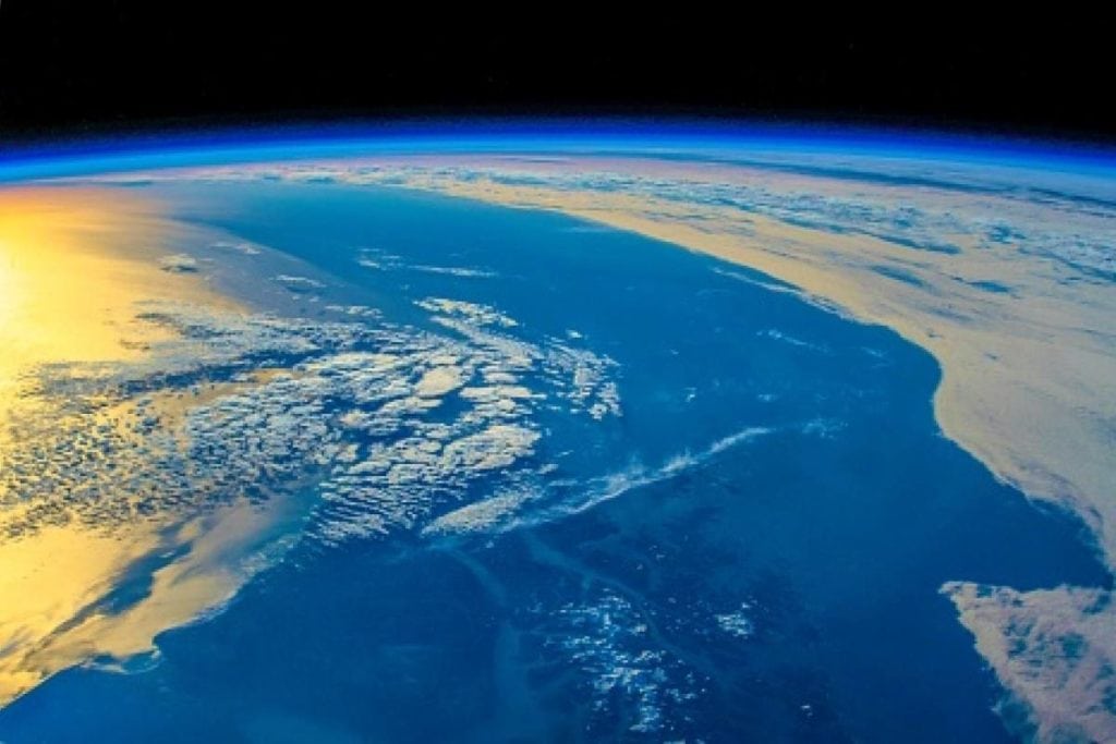 Se cierra el enorme agujero de la capa de ozono en el Ártico.