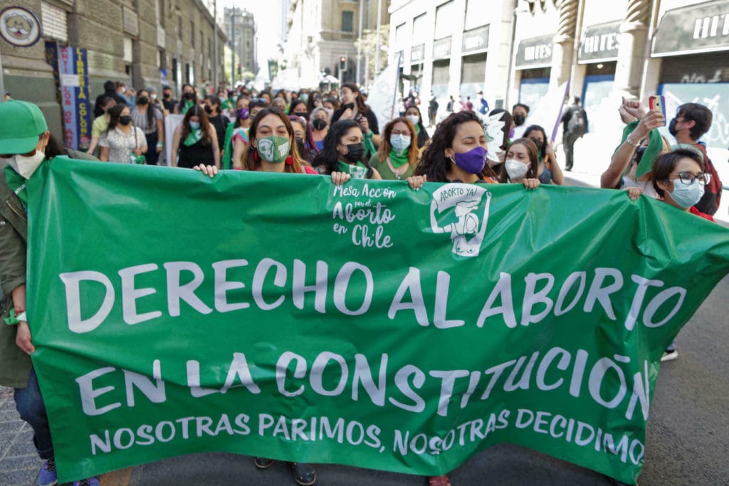 Chile aprueba la despenalización del aborto sin causales hasta la semana 14 de gestación