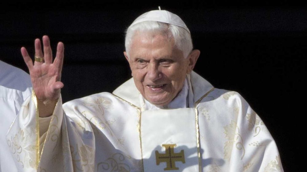 Benedicto XVI niega haber encubierto a los responsables de abusos sexuales de la iglesia y pide perdón a las víctimas