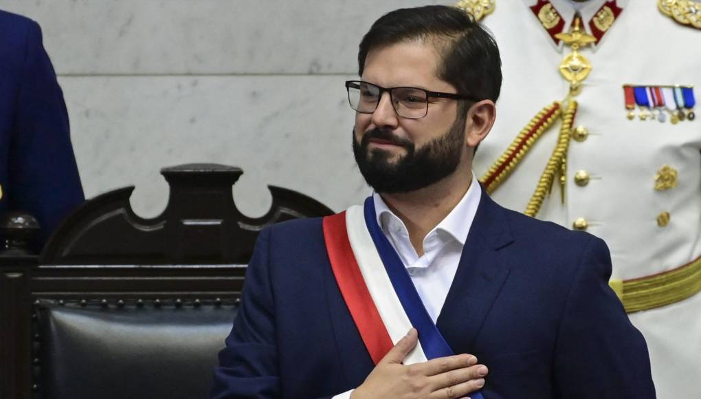 Gabriel Boric asume como presidente de Chile