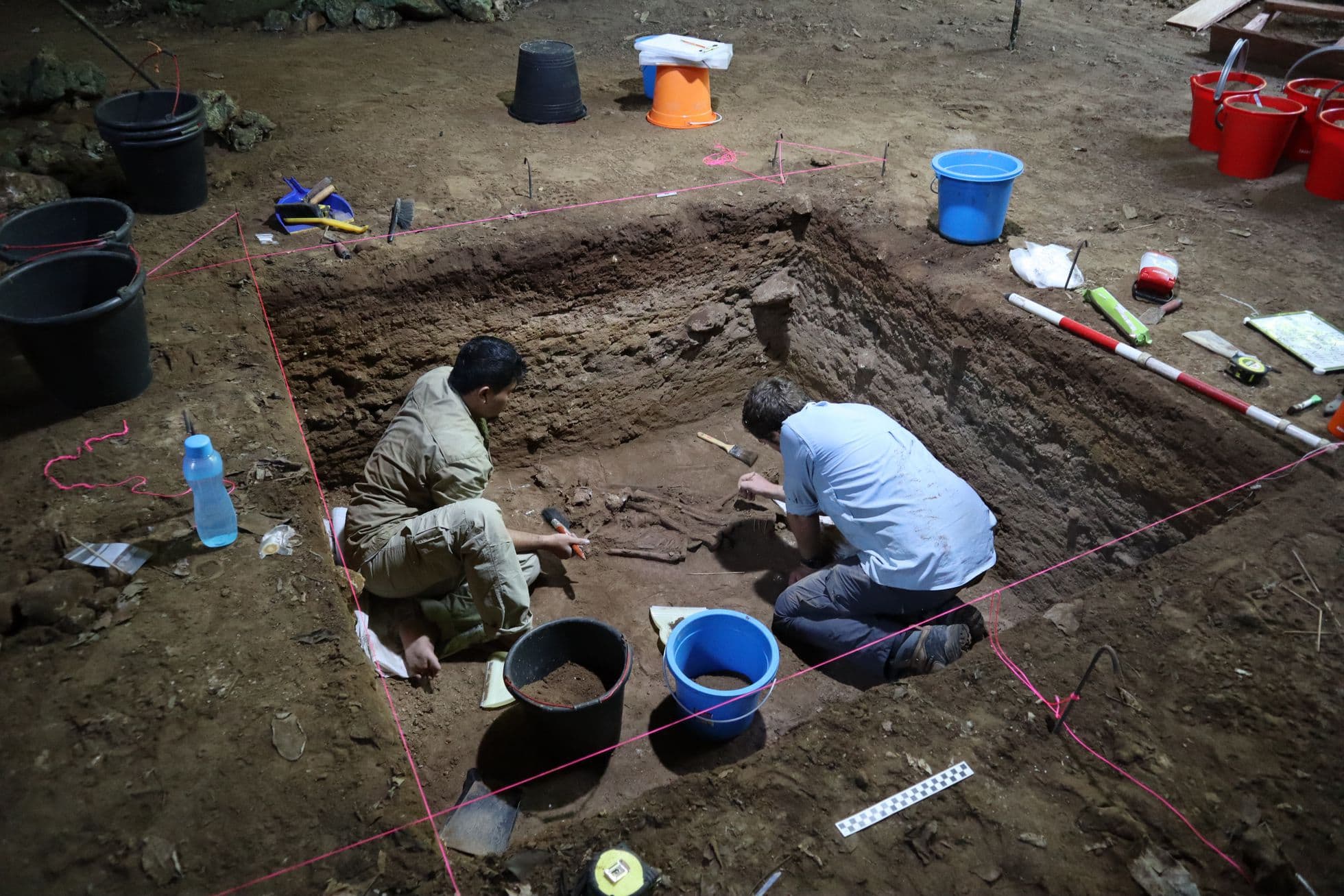 Descubren que la amputación quirúrgica más antigua en la historia de la humanidad se realizó a un niño hace 31.000 años