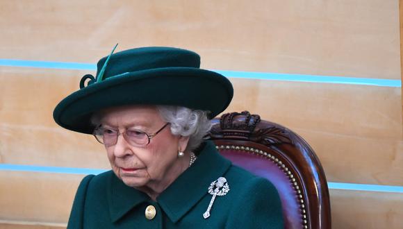 Médicos expresan su preocupación por el estado de salud de la reina Isabel II