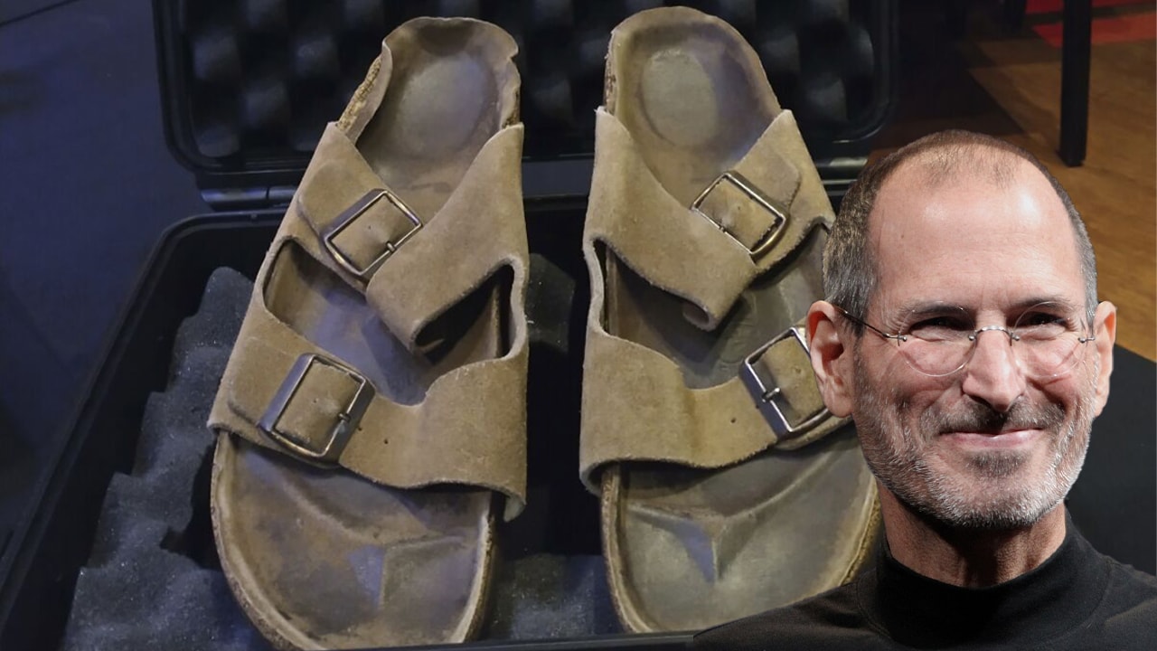 Steve Jobs sandalias en subasta