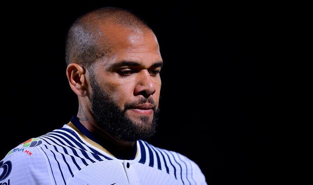 Dani Alves busca defenderse en libertad, presentó una veintena de folios en un recurso