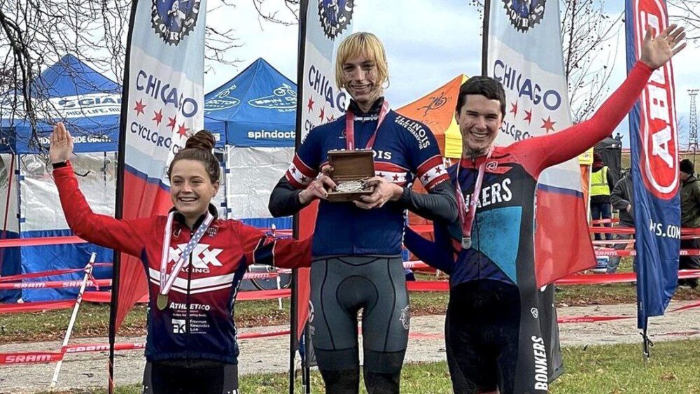 Mujeres transgénero ganan competencia femenina de ciclismo