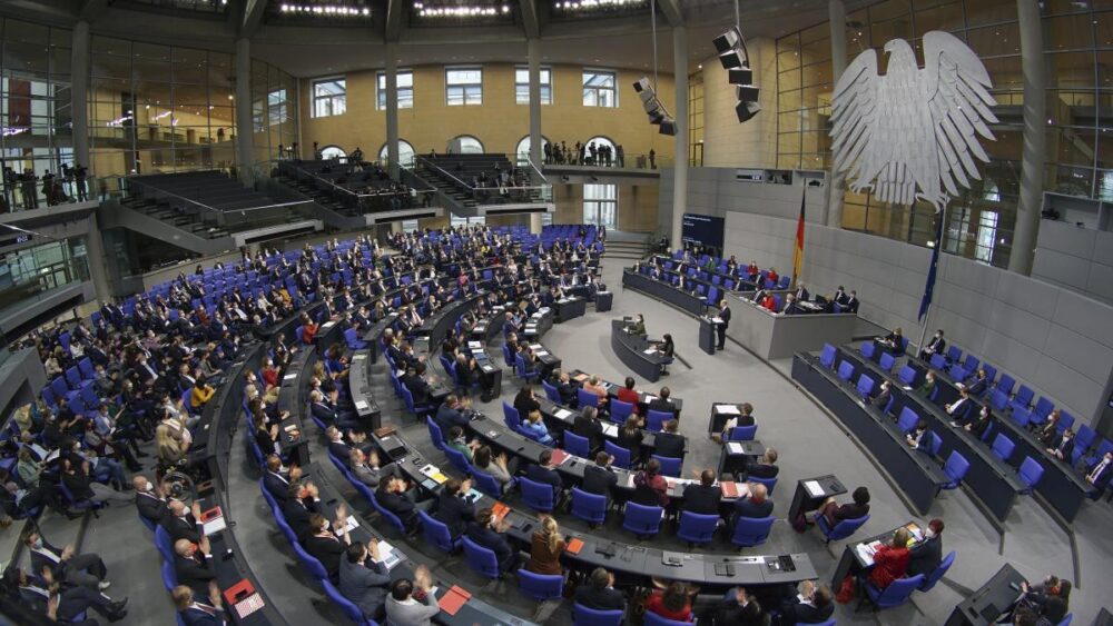 Alemania aprueba reducir la Cámara Baja del Parlamento