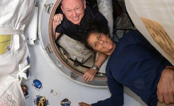 Astronautas "atrapados" en el espacio podrían quedarse sin oxígeno, advierten expertos