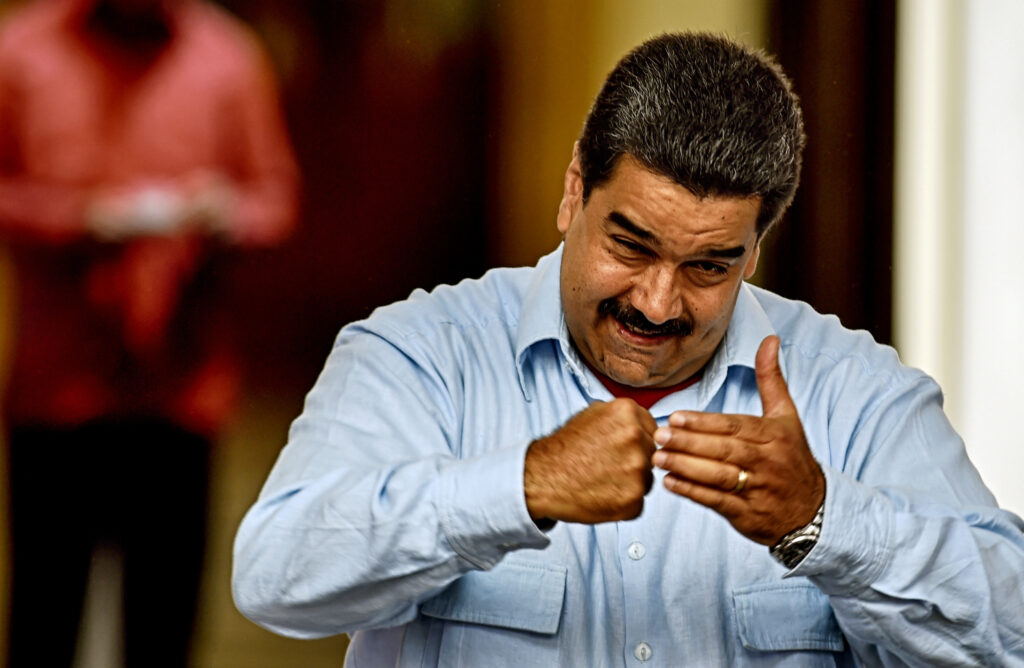 Nicolás Maduro "le declara la guerra" a Musk y bloquea X en Venezuela