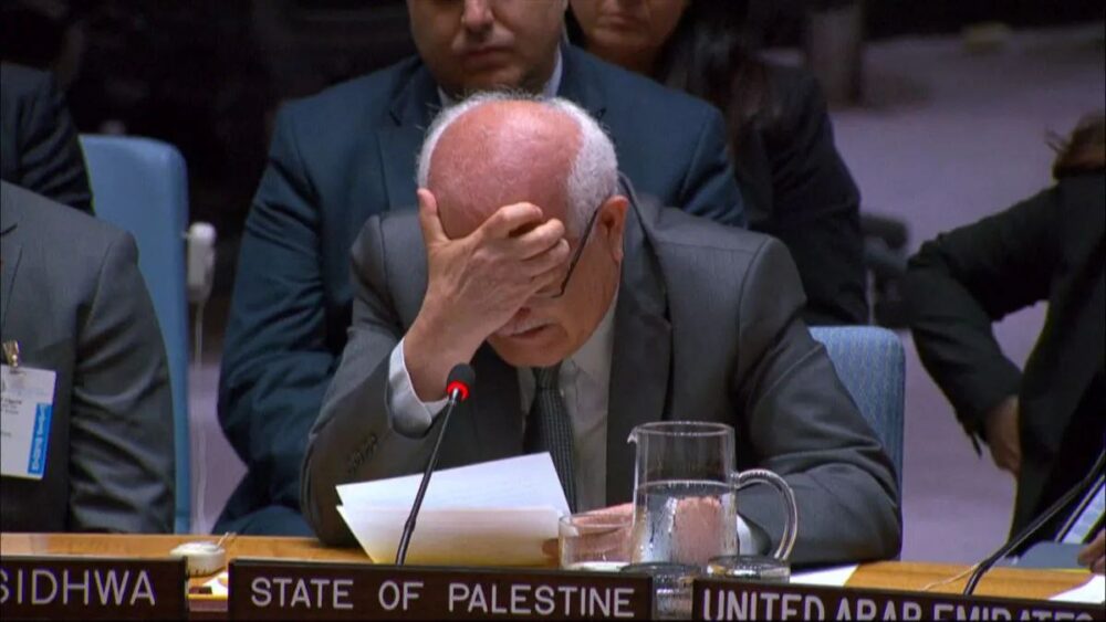 Representante de Palestina en la ONU rompe en llanto y desesperación