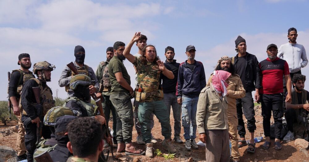 Enfrentamientos armados en Siria dejan más de 1,000 muertos