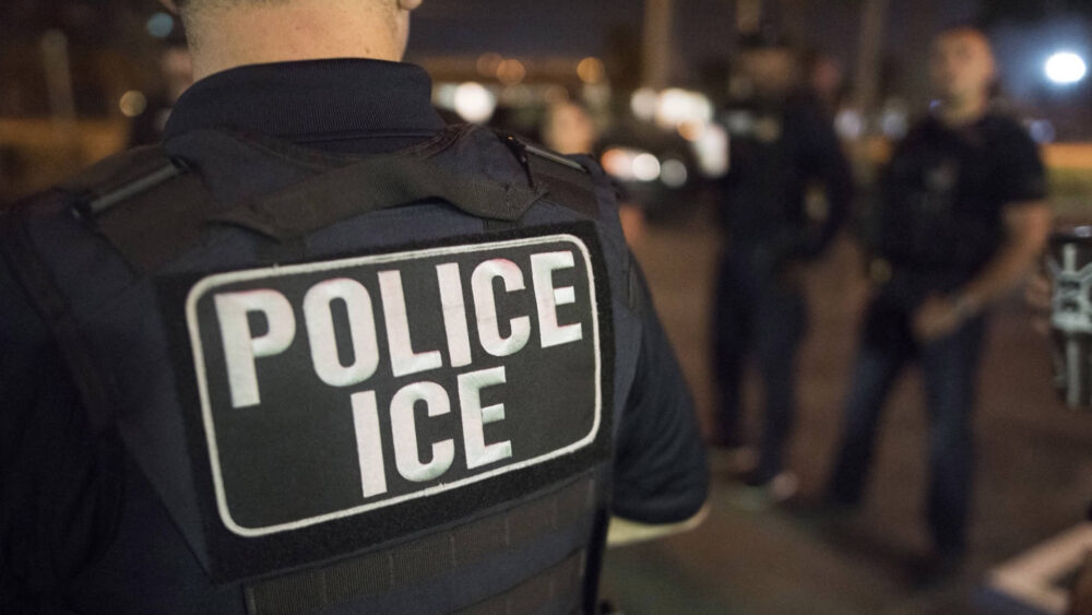 Trump se "ensaña" en contra de los inmigrantes trabajadores