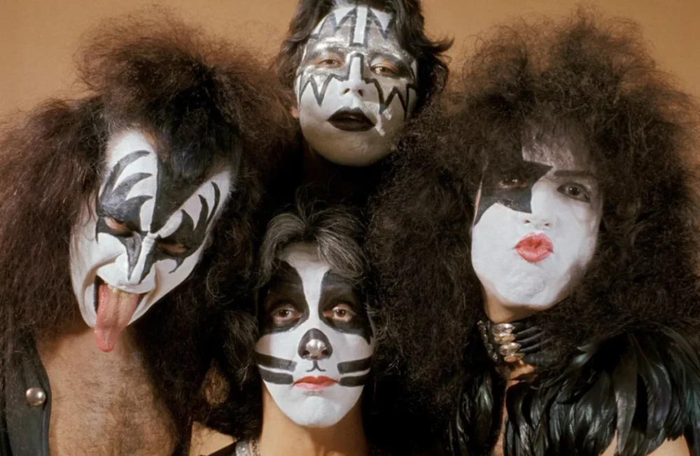 kiss