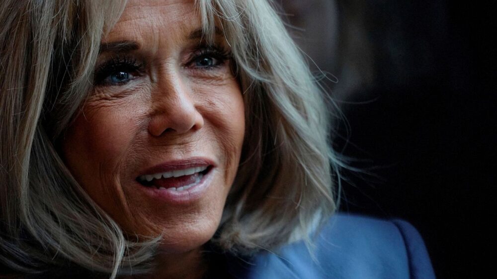 Justicia francesa procesa a las personas que acusaron a Brigitte Macron de ser un hombre trans